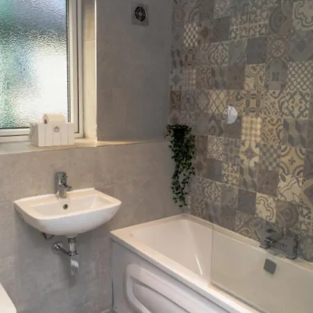 Вилла Charming York House- Walking Distance To Town Centre Экстерьер фото