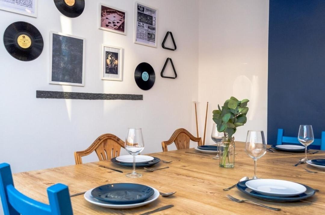 Charming House- Walking Distance To Town Centre * York